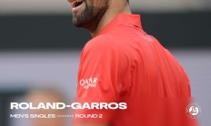 爱游戏下载德约科维奇回归赛场，挺进下一轮首场状态亮眼，美国队观众沸腾！的简单介绍